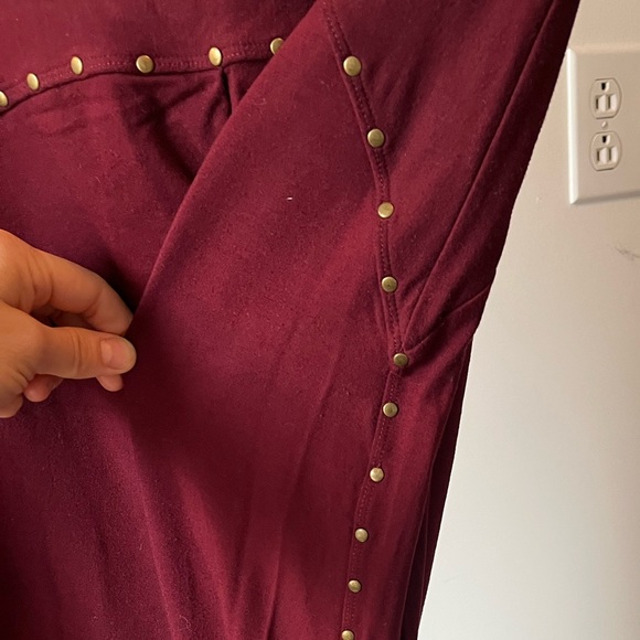 Maha Devi Design - Cherokee bamboo leggings with studs - Picture 5 of 6